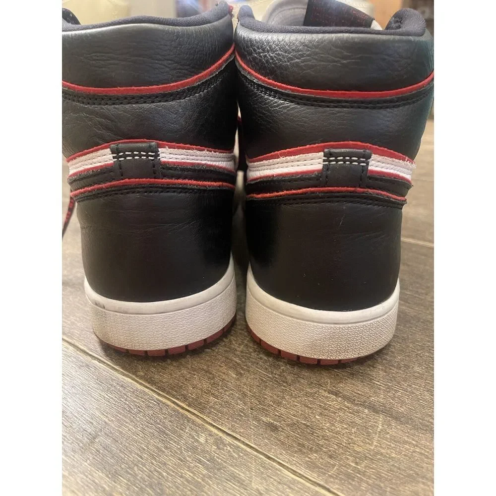 Jordan 1 Retro High OG Bloodline‎ Size 8 1/2 Basketball High Top